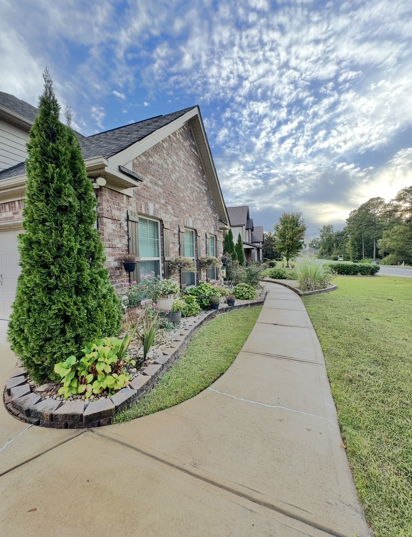Concrete Walkway Pressure Washing in Auburn, Alabama Thumbnail