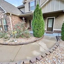 Concrete-Walkway-Pressure-Washing-in-Auburn-Alabama 1